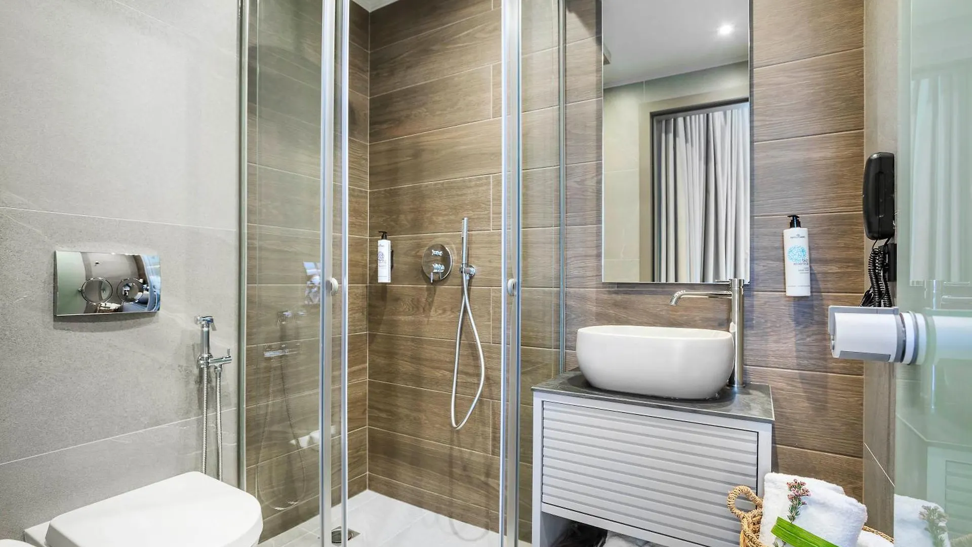 Luuks Luxury Accommodation Hanioti Aparthotel