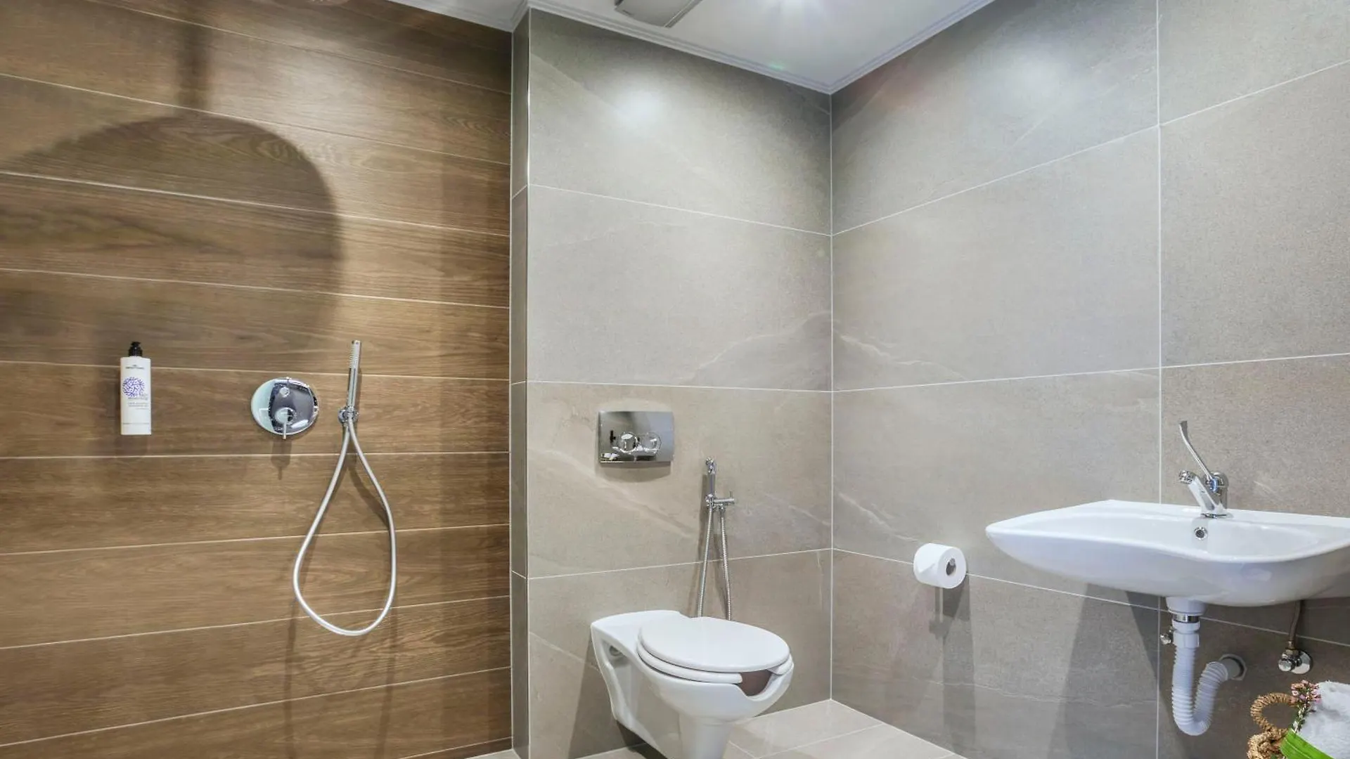 Luuks Luxury Accommodation Hanioti Aparthotel