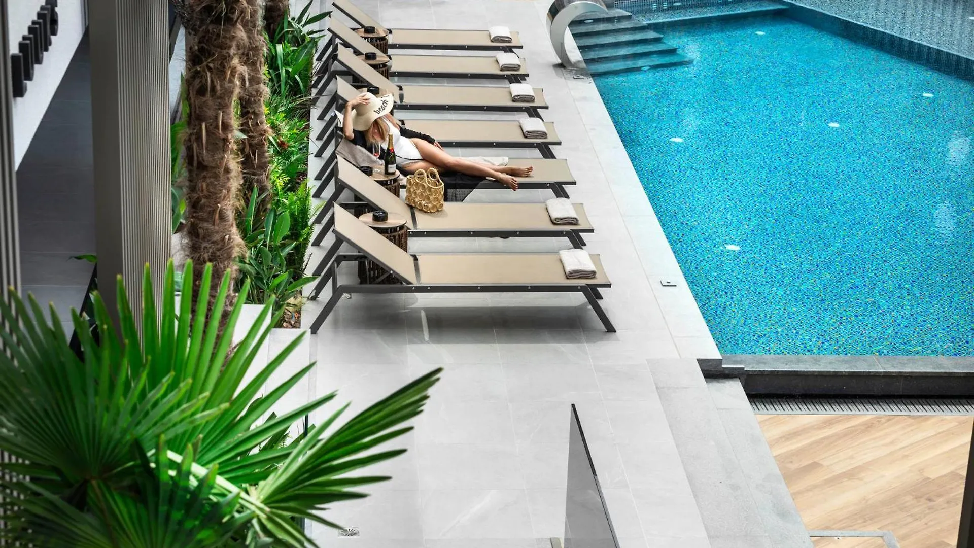 Luuks Luxury Accommodation Hanioti